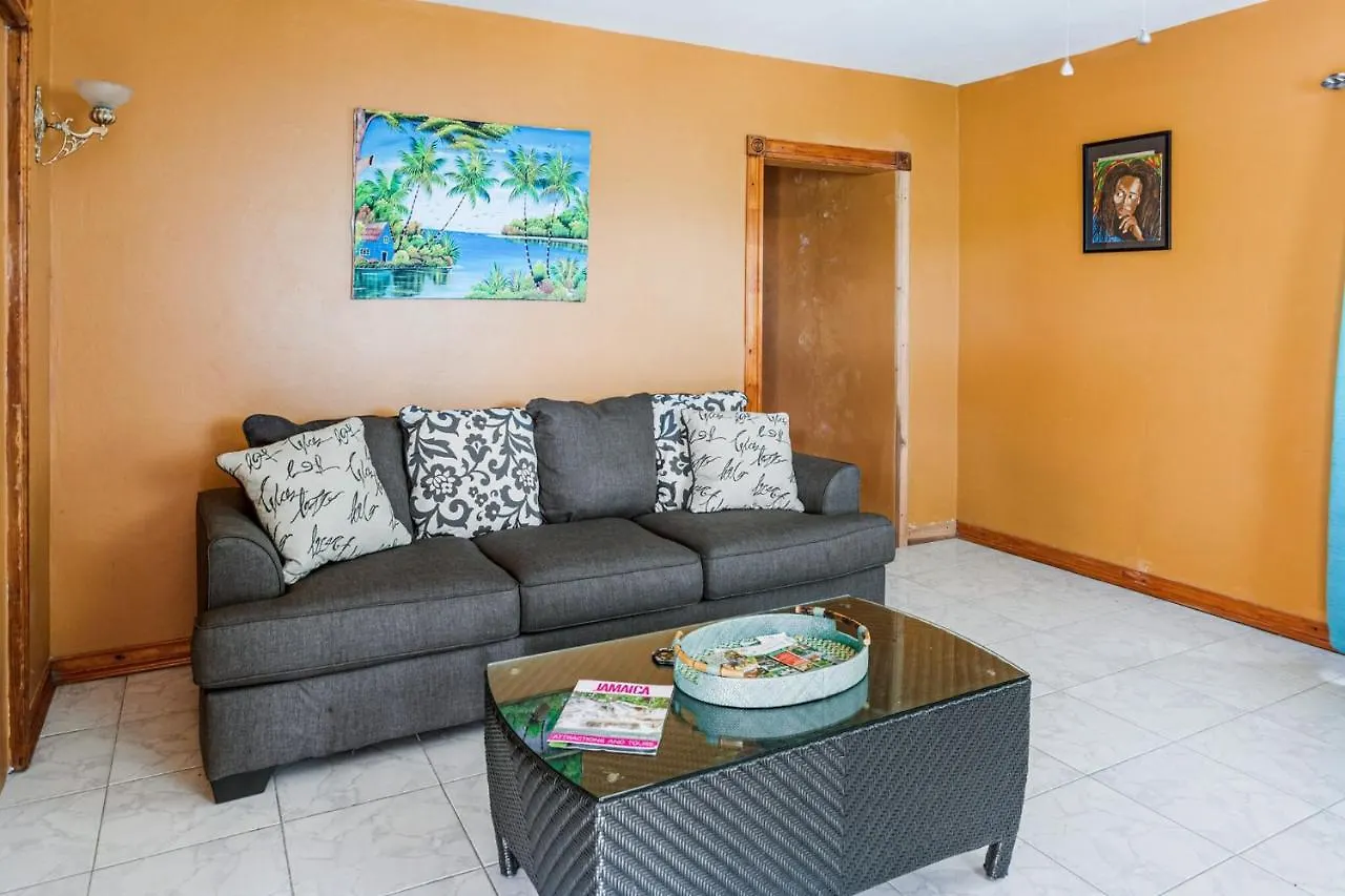 Montego Bay Villa With Mountain View 0*, Montego Bay