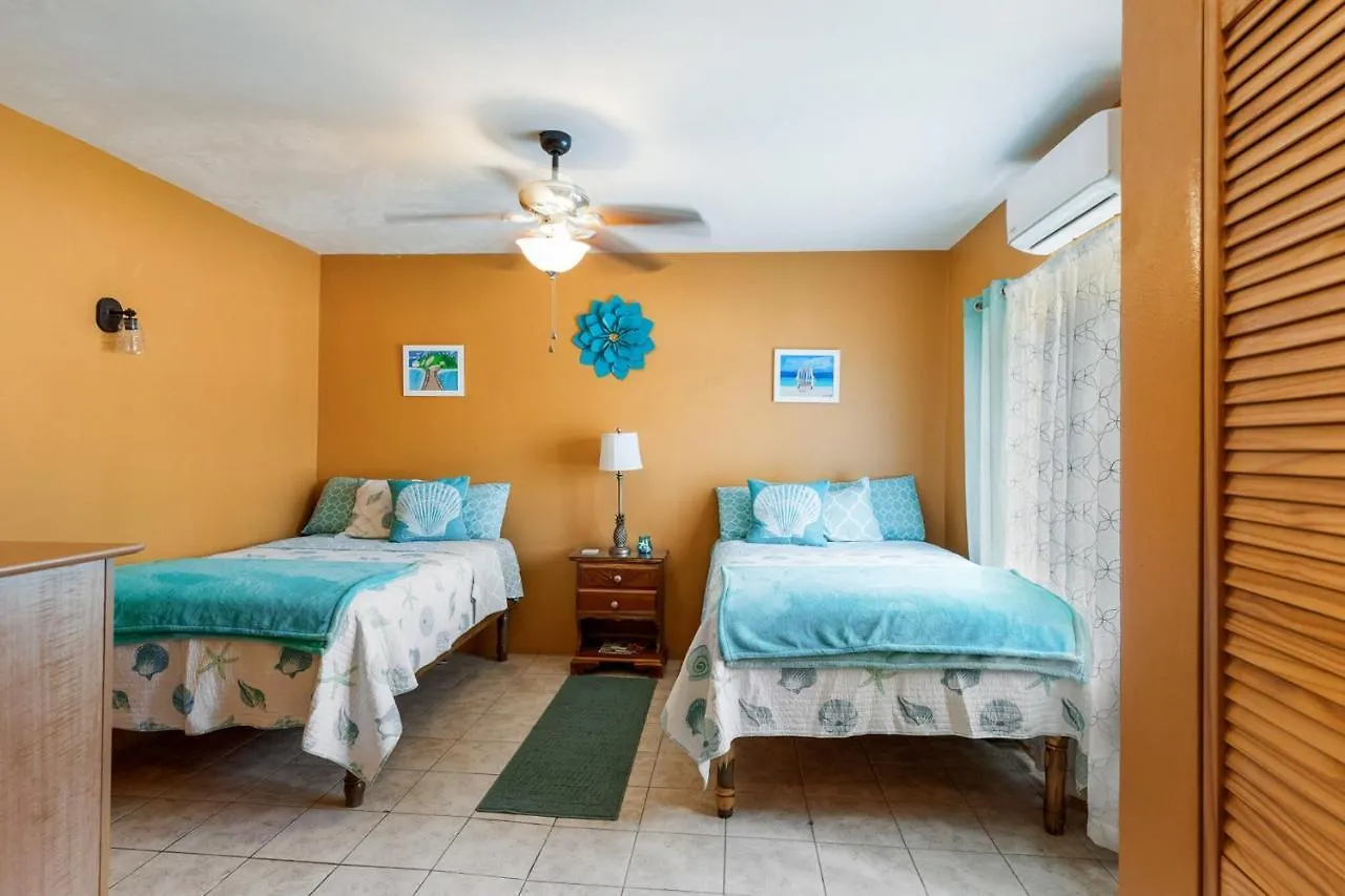 Montego Bay Villa With Mountain View 0*, Montego Bay Giamaica