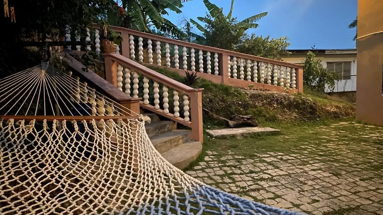 Montego Bay Villa With Mountain View 0*, Montego Bay Giamaica